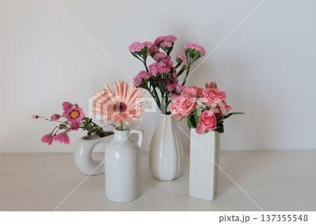 ピンク色花々 ピンク色花々 137355548