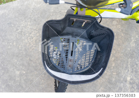 自転車のカゴ 自転車のカゴ 137356383