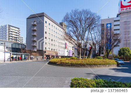 東京の都市風景 武蔵境駅南口ロータリー 東京の都市風景 武蔵境駅南口ロータリー 137360465