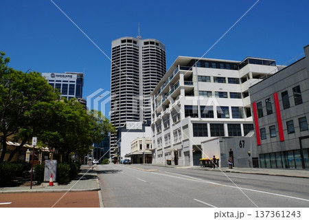 パース市内の風景　西オーストラリア州 137361243