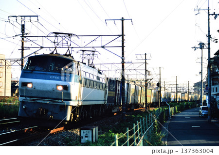 2007年 東海道本線を走るEF66129コンテナ貨物列車 2007年 東海道本線を走るEF66129コンテナ貨物列車 137363004