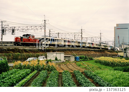 2007年　東海道線を走るDD511191お座敷列車あすか 137363125