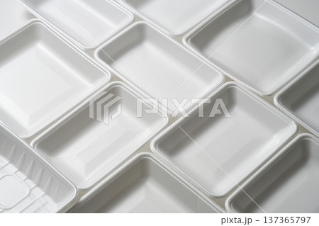 食品トレー 発砲トレー 食品トレー 発砲トレー 137365797