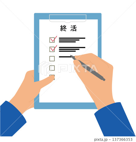 終活リスト に記入するシーン 終活リスト に記入するシーン 137366353