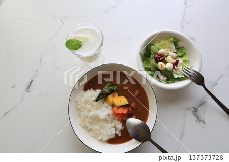 カレーライス 137373728