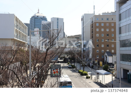 堺市堺区堺東駅前堺市役所付近の街並み風景 堺市堺区堺東駅前堺市役所付近の街並み風景 137374848