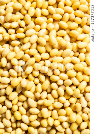 soy beans  137377318