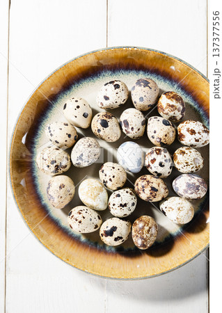 Quail eggs 137377556