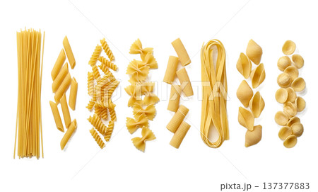 パスタ8種類の形状比較セット｜スパゲッティ・ペンネ・リガトーニ・タリアテッレ他・透過PNG 137377883