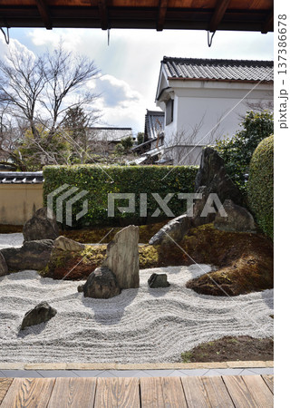 大徳寺塔頭瑞峯院　方丈庭園　独坐庭(京都市北区) 137386678