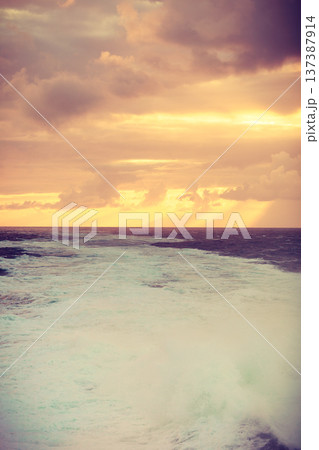 Beautiful sea landscape during sunset Beautiful sea landscape during sunset 137387914