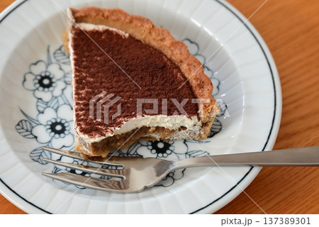 甘く美味しいティラミス 137389301