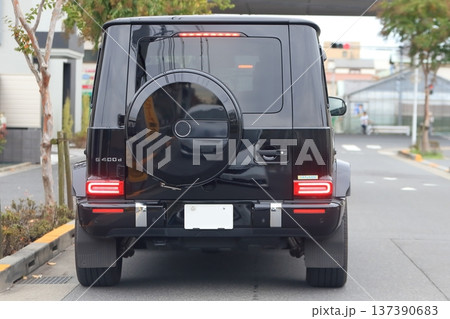 ドイツ製のSUV車両 137390683