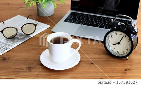 モーニングコーヒー コーヒーブレイク モーニングコーヒー コーヒーブレイク 137391627