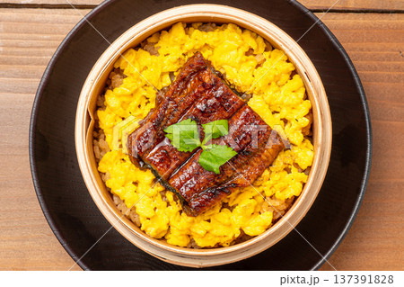 うな玉飯 うなぎと卵の贅沢ご飯料理 137391828