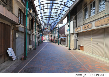 玉島地区の昭和レトロな町並み 137393812