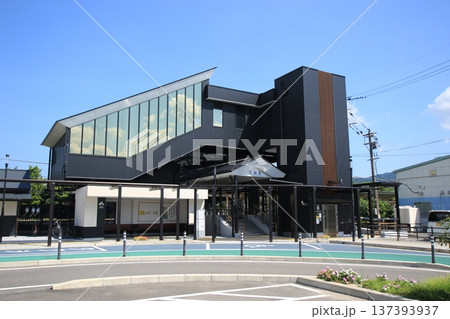 JR筑肥線　浜崎駅 137393937