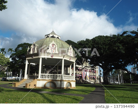 イオラニ宮殿　ハワイ王国最後の王宮　ホノルル歴史建築 137394490