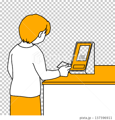 一位女士正在接受她的「我的號碼卡」申請。 137396911