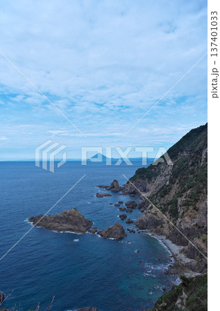 佐多岬から開聞岳を望む 137401033