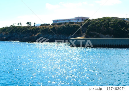 長崎県佐世保市五島列島の宇久島 長崎県佐世保市五島列島の宇久島 137402074