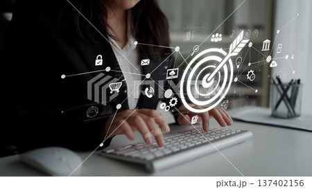 Identifying Target Customers for Effective Marketing Muxer Identifying Target Customers for Effective Marketing Muxer 137402156