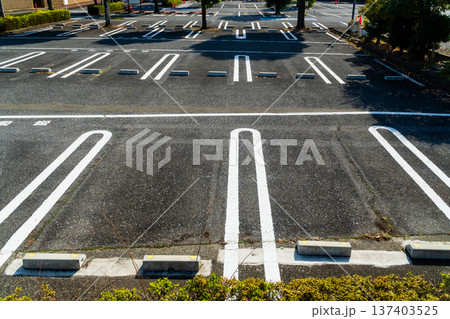 八王子市役所の駐車場 八王子市役所の駐車場 137403525