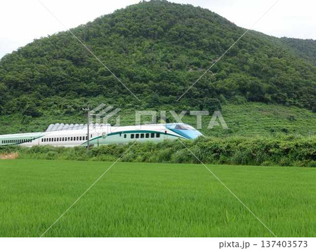 とれいゆ つばさ号　山形新幹線 137403573