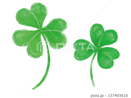 水彩風の手描きのクローバーのイラスト 水彩風の手描きのクローバーのイラスト 137403618