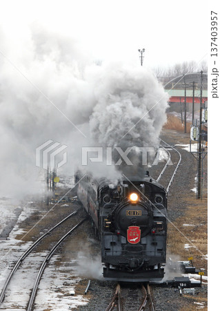 SL冬の湿原号　釧網本線　SL列車　蒸気機関車　C11 171 137403957