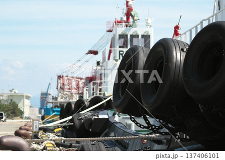 防舷材003 137406101