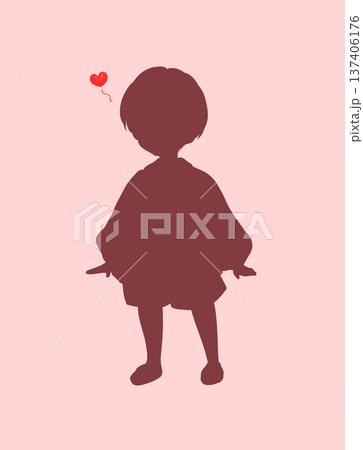 男児　園児　恋　シルエット 137406176