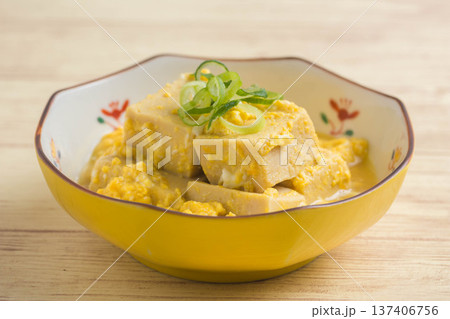 高野豆腐の玉子とじ 137406756
