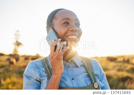 Phone call, countryside and black woman with a smile, agriculture and communication with network. Person outdoor, girl or farmer with a smartphone, conversation and connection with nature and contact Phone call, countryside and black woman with a smile, agriculture and communication with network. Person outdoor, girl or farmer with a smartphone, conversation and connection with nature and contact 137411693