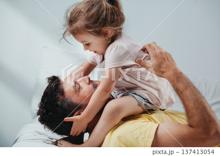 Father and daughter spending quality time 137413054