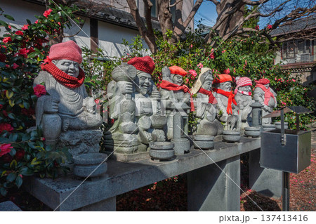 京都、革堂行願寺の七福神の石像 京都、革堂行願寺の七福神の石像 137413416
