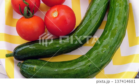 新鮮な野菜 137414681