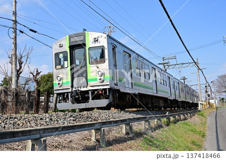 養老鉄道養老線を通過中の7700系電車 137418466