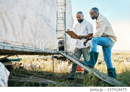 Farmer, clipboard and agriculture team planning or check harvest together to monitor Sustainability produce in a farm. Teamwork, growth and people in collaboration for organic crop information Farmer, clipboard and agriculture team planning or check harvest together to monitor Sustainability produce in a farm. Teamwork, growth and people in collaboration for organic crop information 137418475