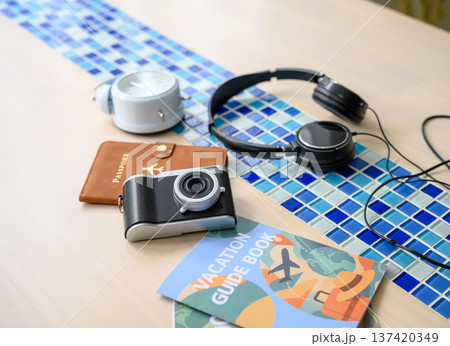 旅行準備アイテム集合写真 137420349