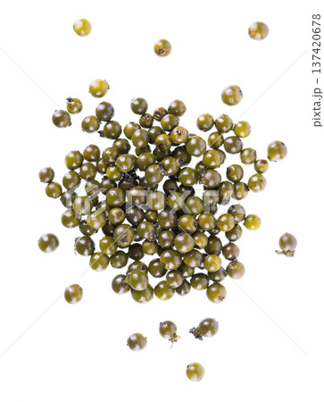 Pickled green peppercorns isolated on white background. Marinated unripe drupes of the Piper nigrum vine. Clipping path. Top view. 137420678