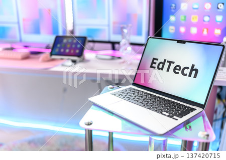 ノートPCとEdTech ノートPCとEdTech 137420715