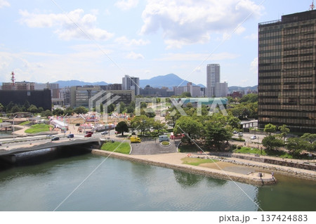北九州市の勝山公園と紫川風景 北九州市の勝山公園と紫川風景 137424883