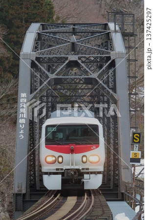 キヤE193系 137425297