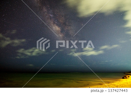 石垣島真夏の天の川 137427443