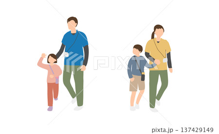 発達支援施設の屋外活動（支援員と子どもの散歩） 137429149