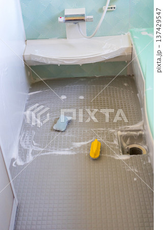 お風呂の床掃除 137429547