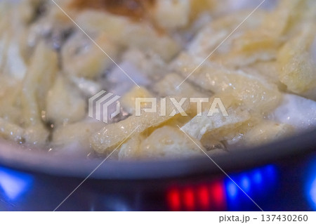 油揚げのみそ汁 油揚げのみそ汁 137430260