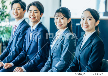 集団面接 集団面接 137434240