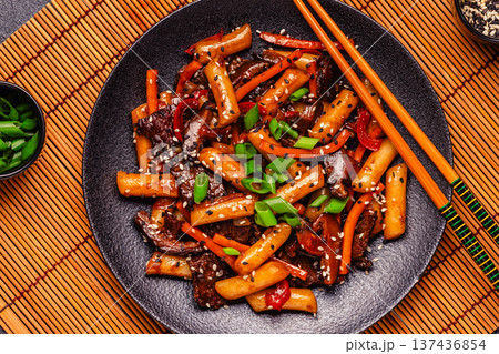Tteokbokki ,Spicy Stir fried Rice Cake. 137436854